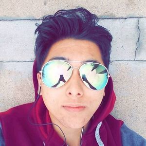 Meet your Posher, Jonathan